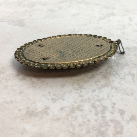 Vintage Art Nouveau Bronze Tone MOP Cameo Necklace Pendant - Picture 14 of 16